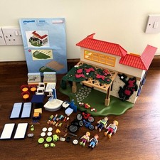 Playmobil Summer Holiday Home playset 4857, almost complete. Ages 4-10 years.