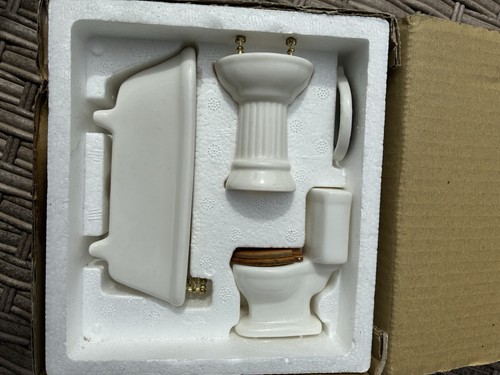 Dolls house bathroom set - dolls,