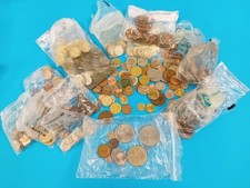 Job Lot Of 8.9Kg Of Around The World & British Coins & Bank Notes Some Vintage