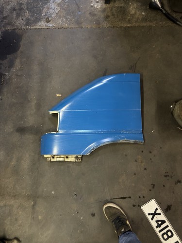 Front passenger wing - vw,
