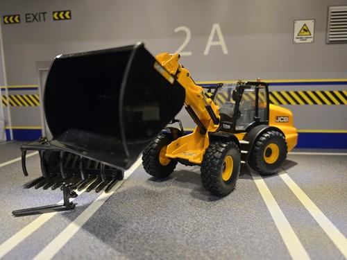 Jcb tm420 telescopic - 1:32,