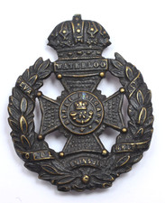 The Rifle Brigade ~ Guelphic Crown Glengarry Badge ~  Cap Badge ~ Blackened