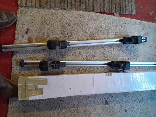 Aluminium roof bars lockable - roof,