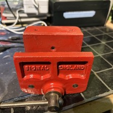 Rare Signal Carpenter Style