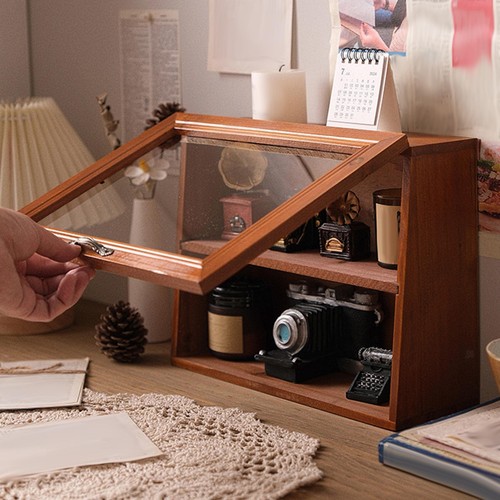 Figurine display case toy - figurine,