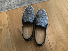 Super mode bling pumps size 5