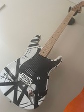 Guitar project - Van Halen 'Eruption' paintwork - Warman Quad Rail - Grear cond.