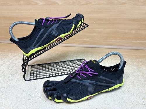 Vibram five fingers - five,