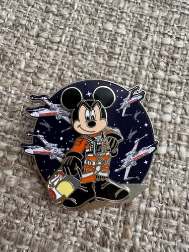 Disneyland paris mickey mouse - paris,