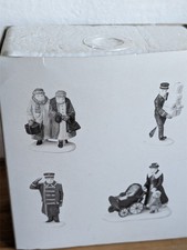 Department 56 Heritage Village Christmas in the City "Busy Sidewalks" People