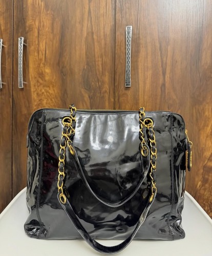 Chanel shoulder tote bag - chanel,