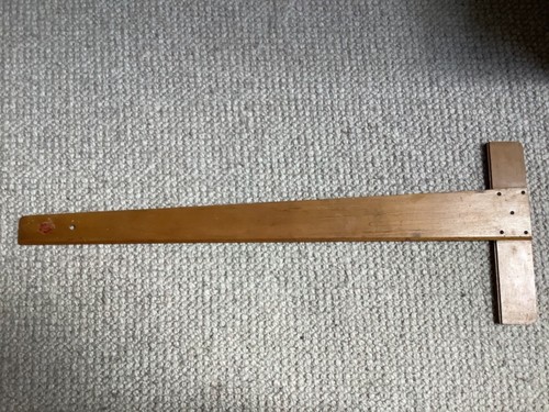 Vintage wooden draughtsmen - vintage,