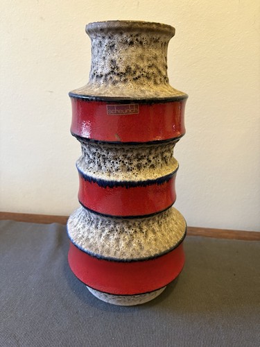 Large mcm mid - mid, 70’s