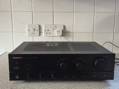 Pioneer amplifier 445 - pioneer,