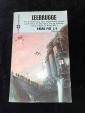 Zeebrugge: St George's Day 1918 by Barrie Pitt Four Square Books #164 WWI navy