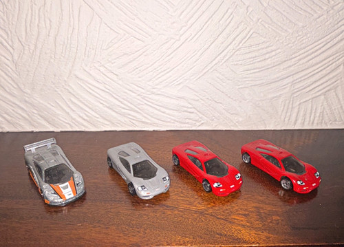 Hot wheels lot diecast - of, 4