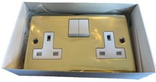 Sussex Brassware Windsor Range 2 Gang 13a Plug Socket. 