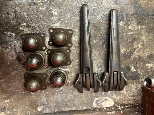Vintage furniture ball feet - 6,