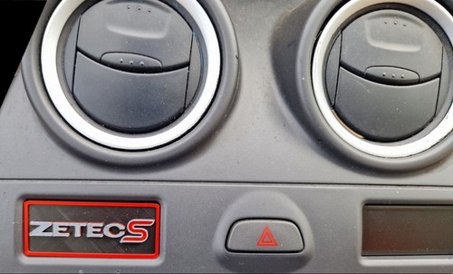 Ford fiesta mk6 - ford, dash