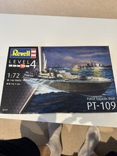 REVELL - Maquette avec