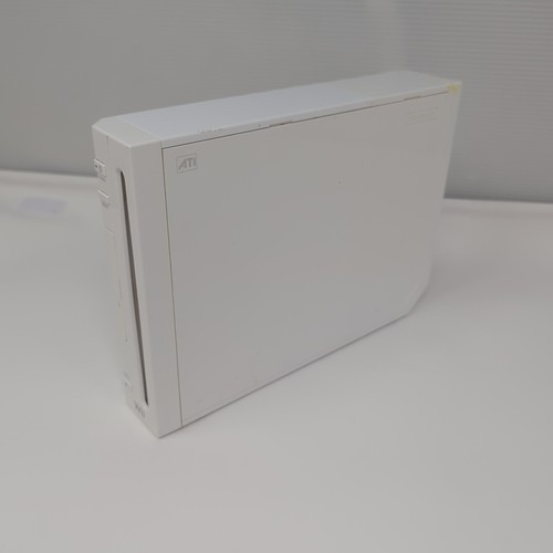 Nintendo wii console - nintendo,
