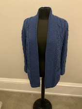 NEW WITHOUT TAGS, ARAN CRAFTS CHUNKY KNIT 100% MERINO WOOL CARDIGAN SIZE M.