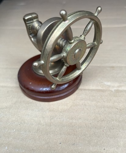 Ships wheel vintage - wheel,