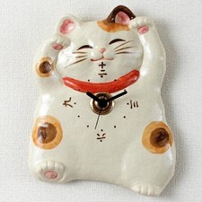 Maneki neko wall  pendulum