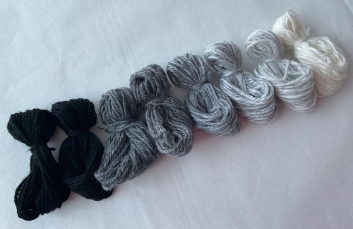 Pure cashmere darning thread