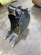 JCB 360MM DIGGING BUCKET,PIN 45MM D/W 170MM C/C 380MM (AMS43)