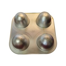 Wilton Cake Pan WONDER MOLD