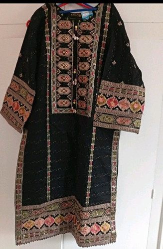 Pakistani readymade piece - pakistani,