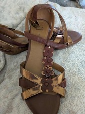 Clarks Ladies Sandals Size 6