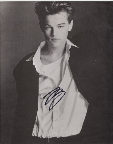 Photograph signed actor - signed, ~
