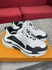 BALENCIAGA TRIPLE S SNEAKERS WHITE & BLACK 43 / UK9 100% AUTHENTIC