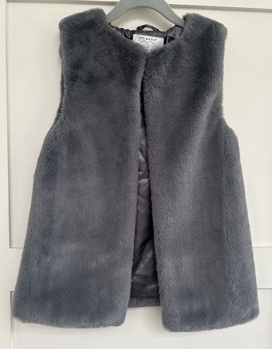 Primark girls faux fur - primark, gilet