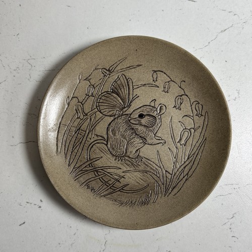 Small poole pottery mouse - small,