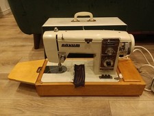 Novum Zig Zag Deluxe Sewing Machine Heavy Duty New Mark IX & instructions & Case
