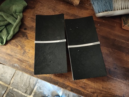 Pair jamo speakers - of,