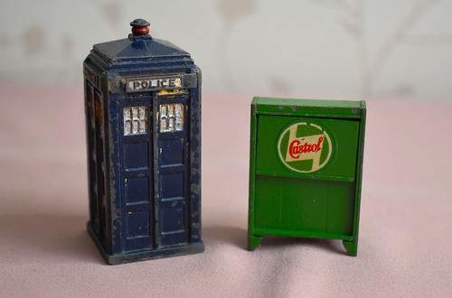 Britains castrol oil - britains,