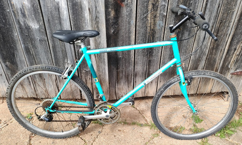 Vintage 1988 kona - kona, fire