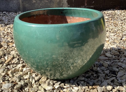 Medium large green round - -,