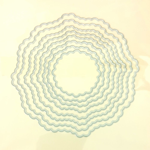 Nested scalloped wavy circle - scalloped,
