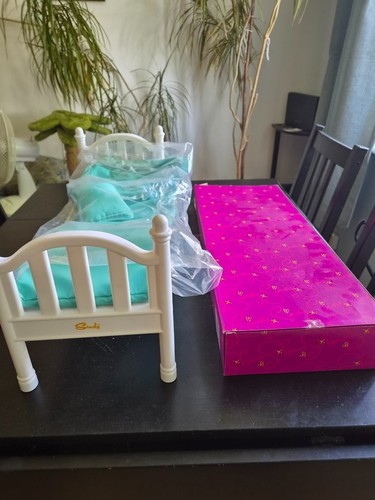 Vintage sindy bed - sindy,