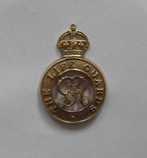 BRITISH ARMY CAP BADGE. THE