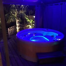 Surrey hot tub hire - seated hot tub hire - spa hire - solid hot tub hire