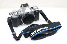 OLYMPUS OM-D E-M5 II DIGITAL