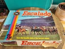 Escalado Chad Valley Vintage