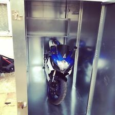 Motorbike Lockup Garage - STOP