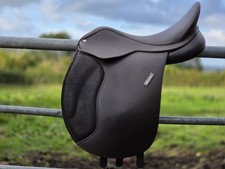 17 inch Wintec Wide 500 GP Saddle